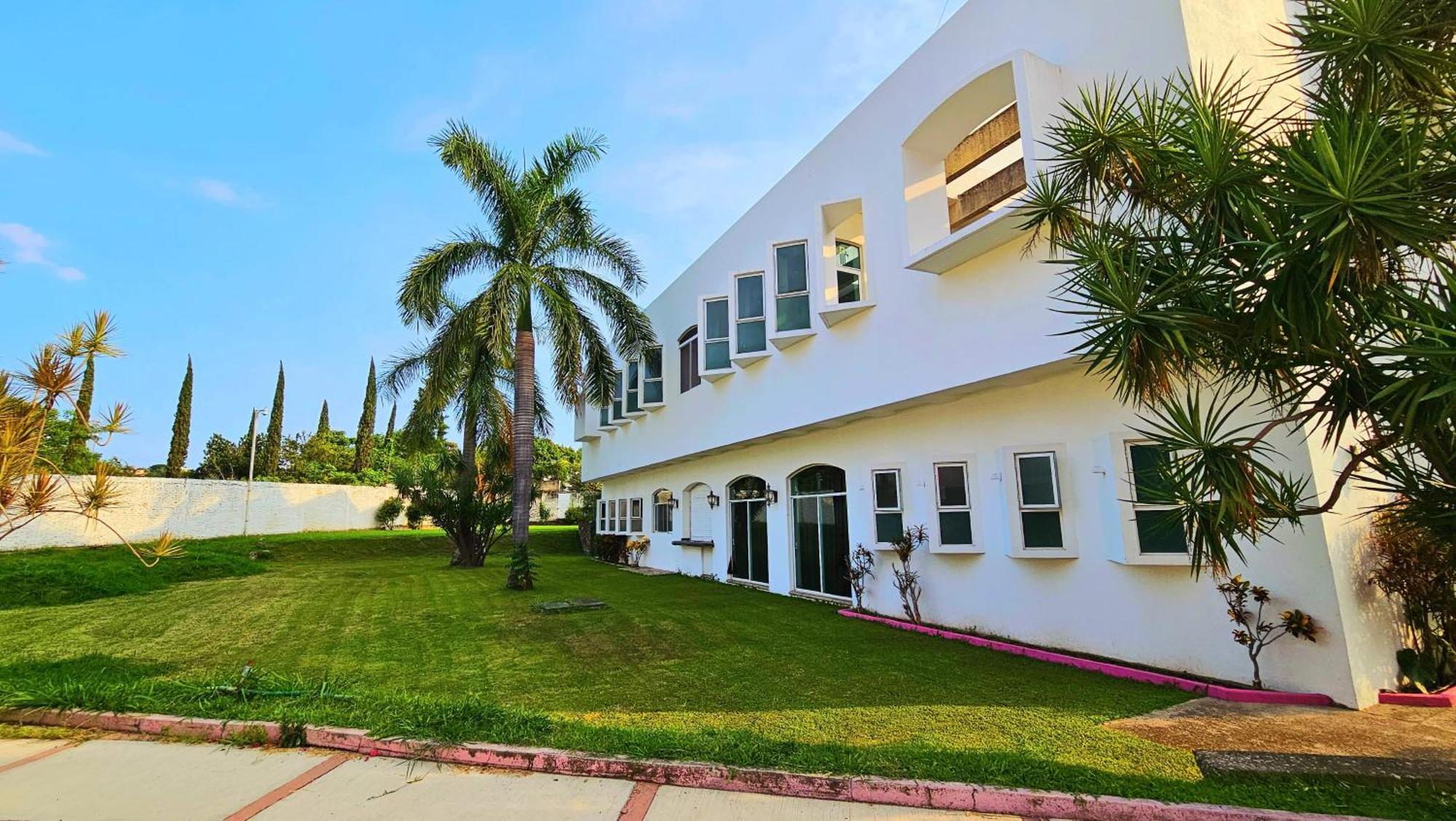 Hotel Hacienda Del Rio Oaxtepec Exterior photo